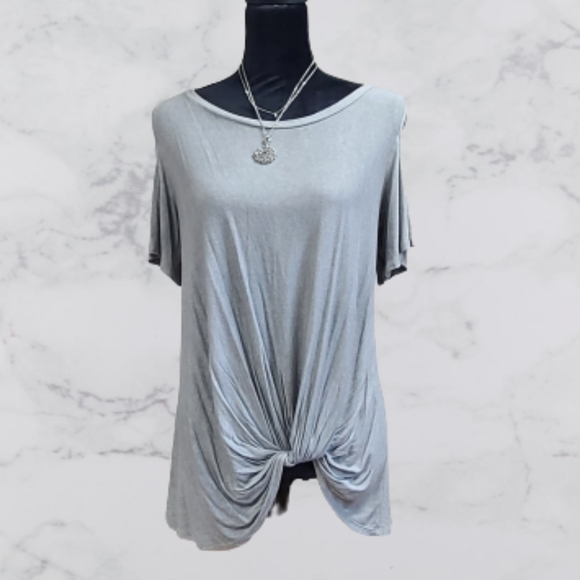 Women's  large Blu Pepper cold shoulder gray short sleeve top - Picture 1 of 7